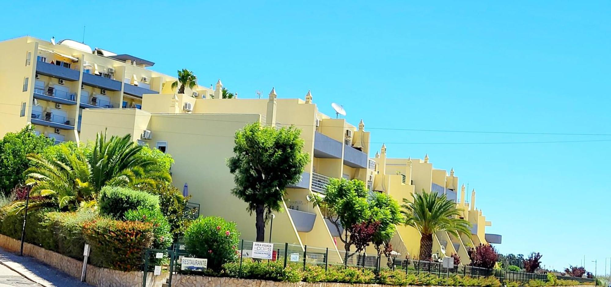 Lagos-Piscine Et Mer- Condominio Do Mar Exterior photo